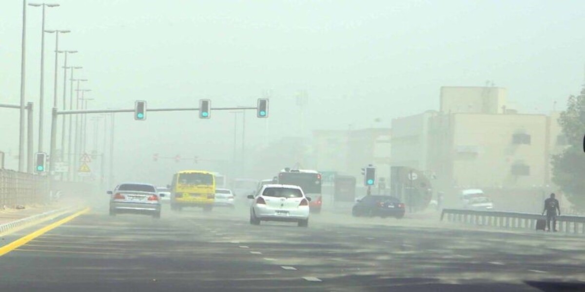 Tips To Follow During A Sandstorm For A Safe Drive In Your Rented Car