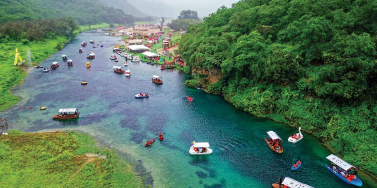 Everything You Need to Know About Khareef Season 2025